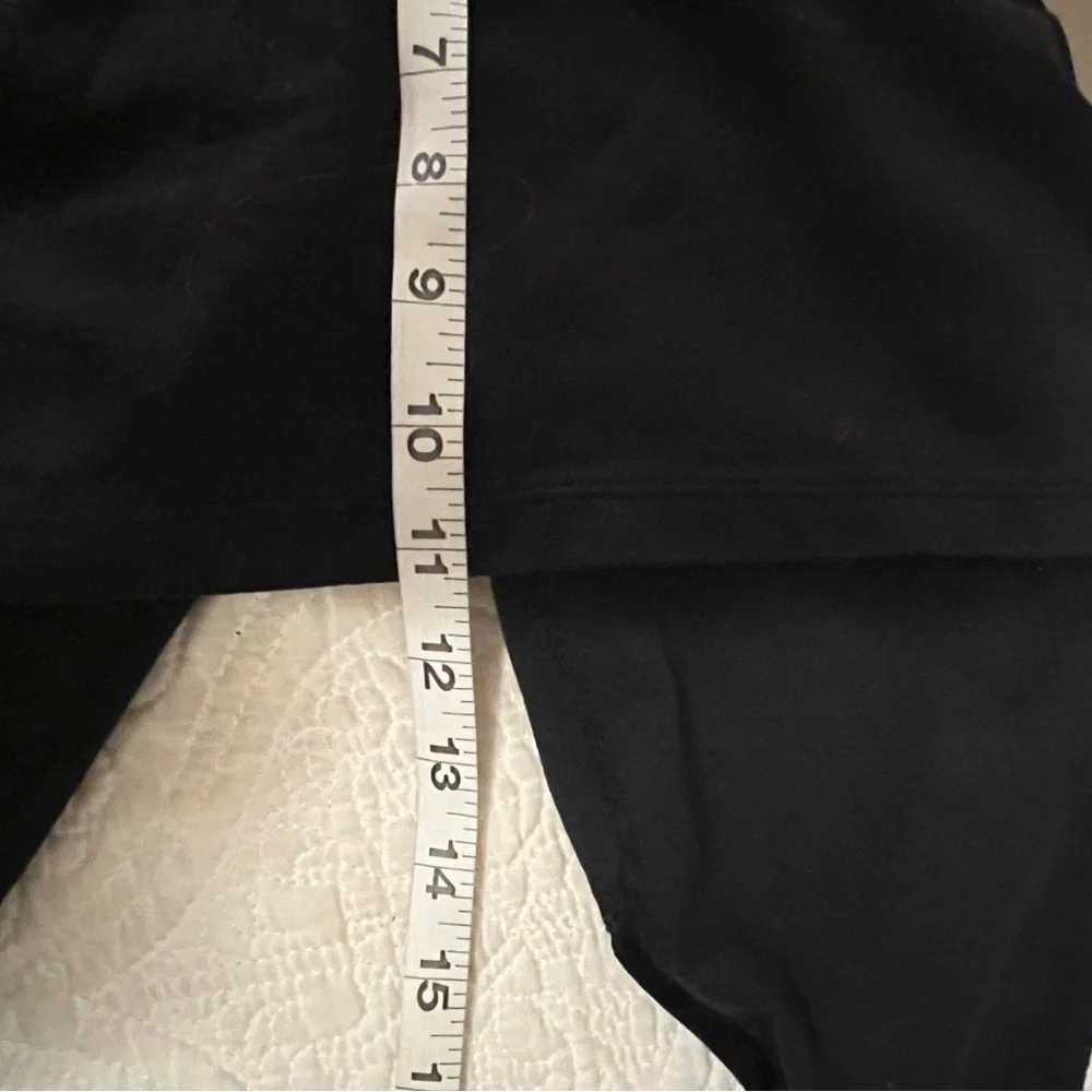 Athleta Black Skirted Crop Leggings, ruched sides, reflective markings, Small